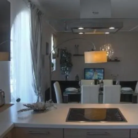 Upper Valley Sea View Kalkara