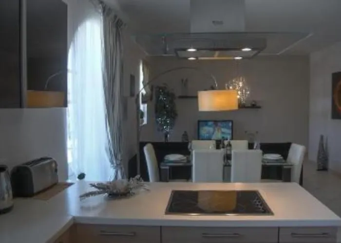 Upper Valley Sea View Kalkara