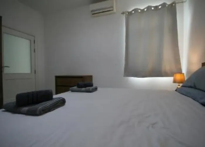 Upper Valley Sea View