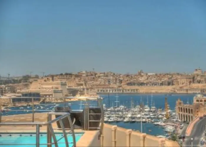 Upper Valley Sea View Kalkara