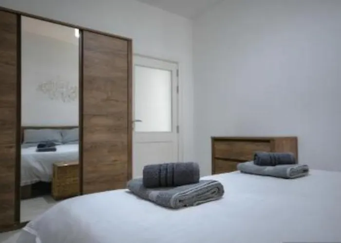 Upper Valley Sea View Appartement Kalkara